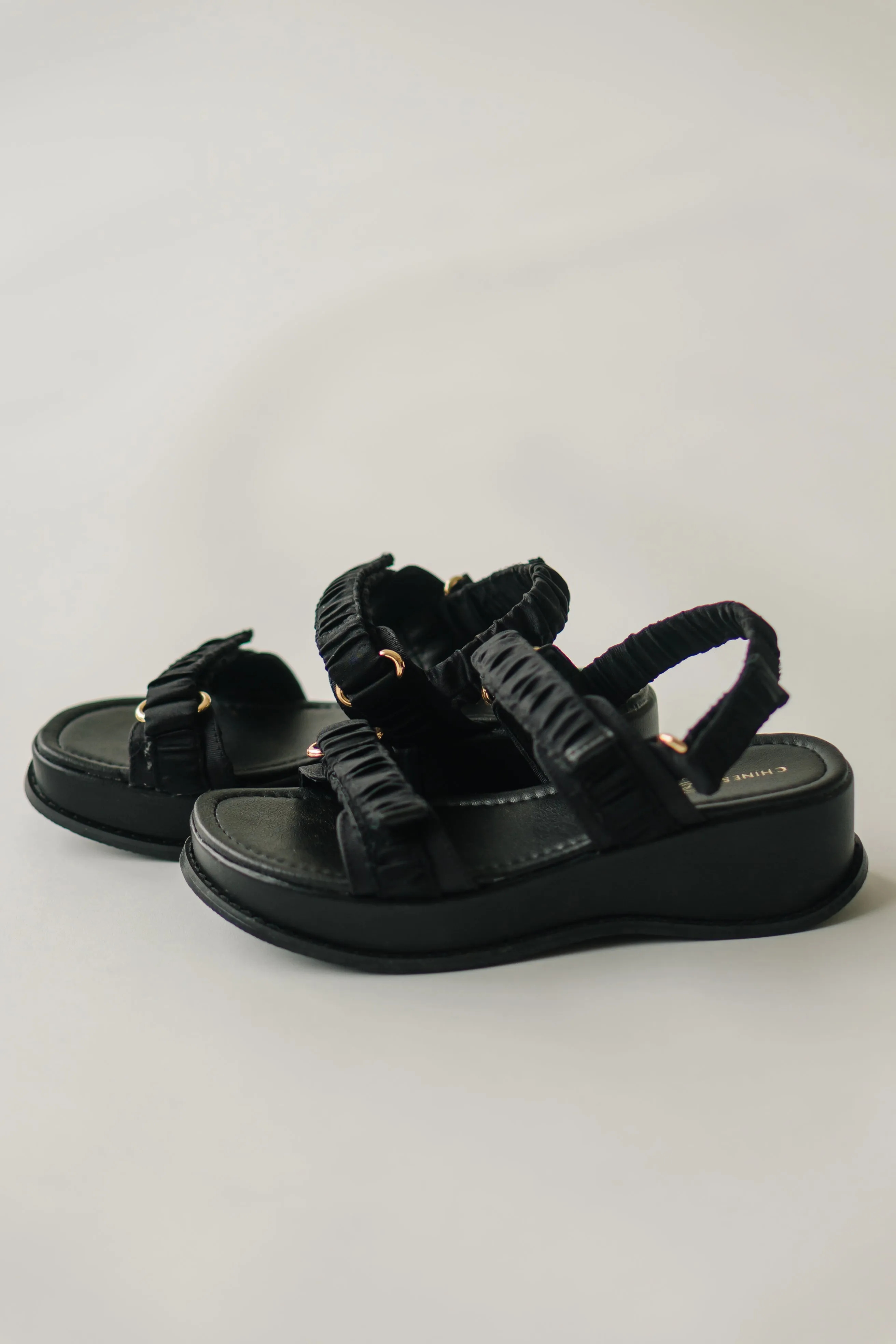 Chinese Laundry: Cashy Casual Sandal in Black