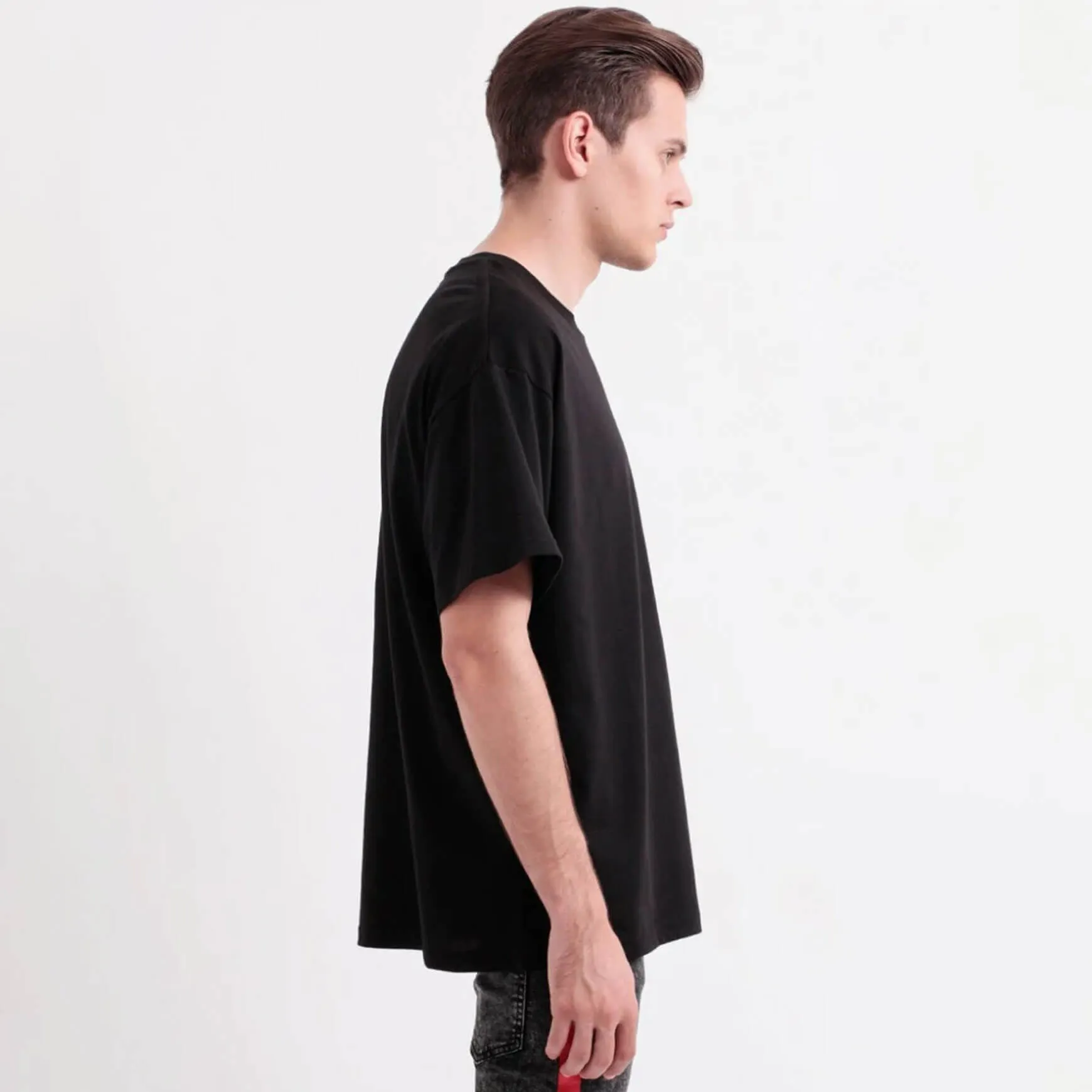 Essential T-Shirt Black