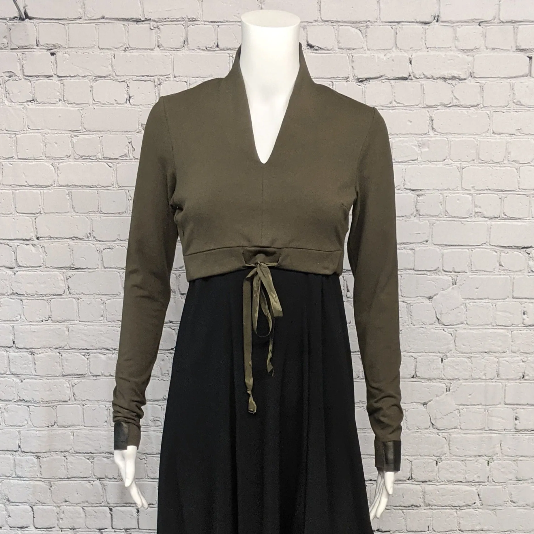 SALE! Darjeeling Top in Olive by Kim Schalk