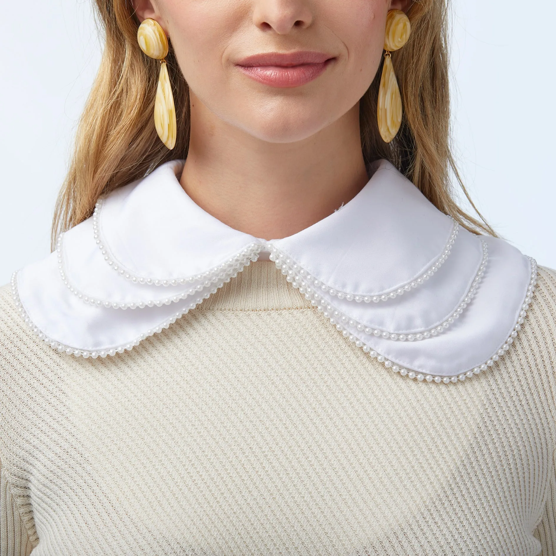 WHITE LORETTA LAYERED PEARL COLLAR